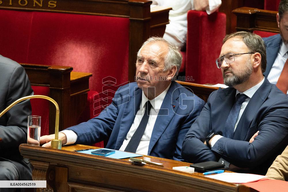 Examination of a PS motion of no confidence against the French prime minister - Paris RL