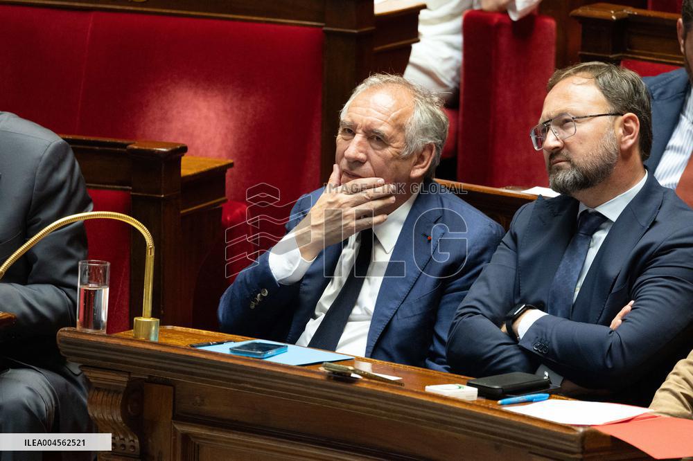 Examination of a PS motion of no confidence against the French prime minister - Paris RL