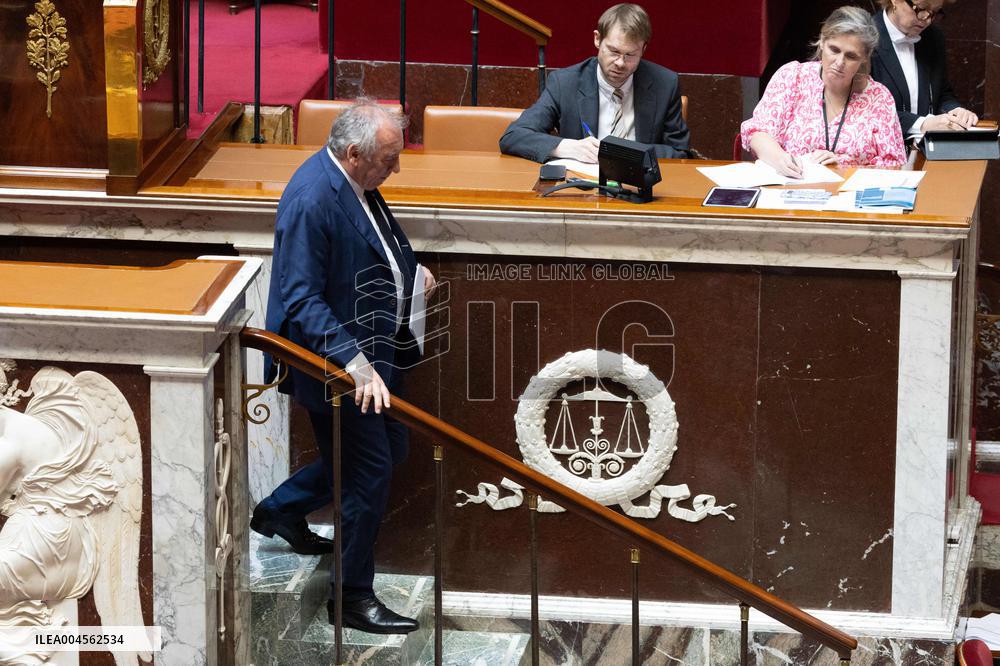 Examination of a PS motion of no confidence against the French prime minister - Paris RL