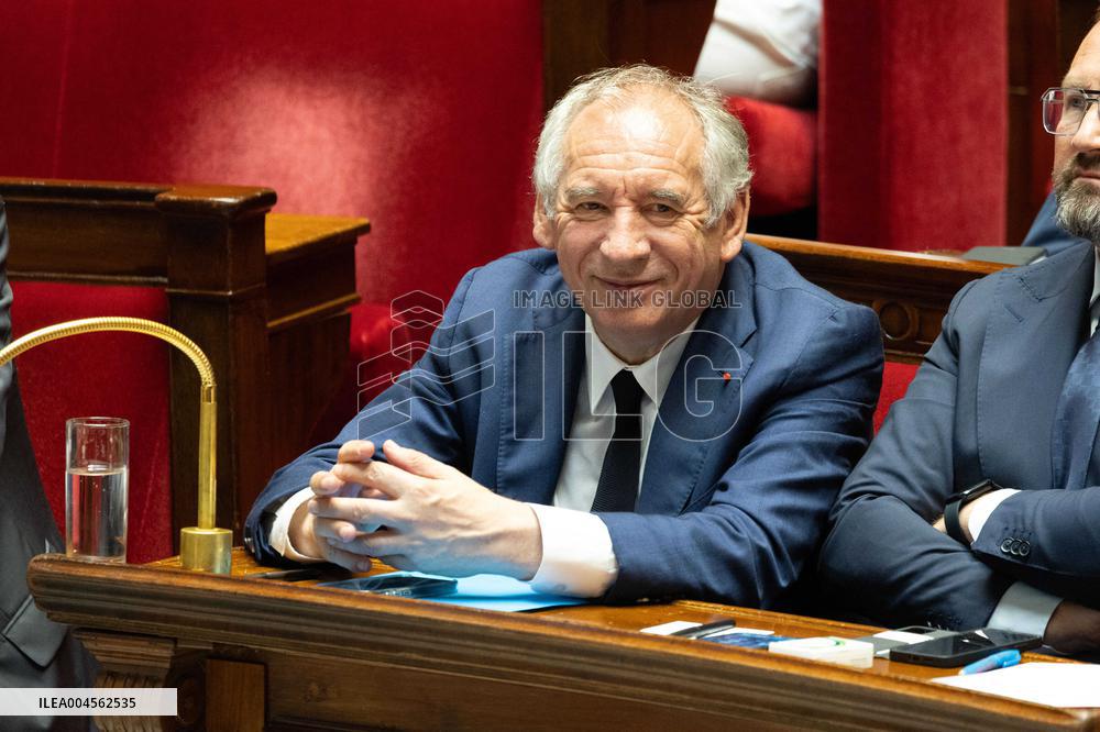 Examination of a PS motion of no confidence against the French prime minister - Paris RL