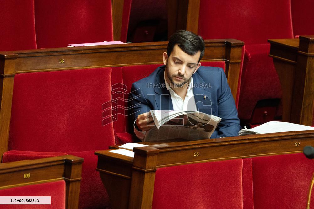 Examination of a PS motion of no confidence against the French prime minister - Paris RL