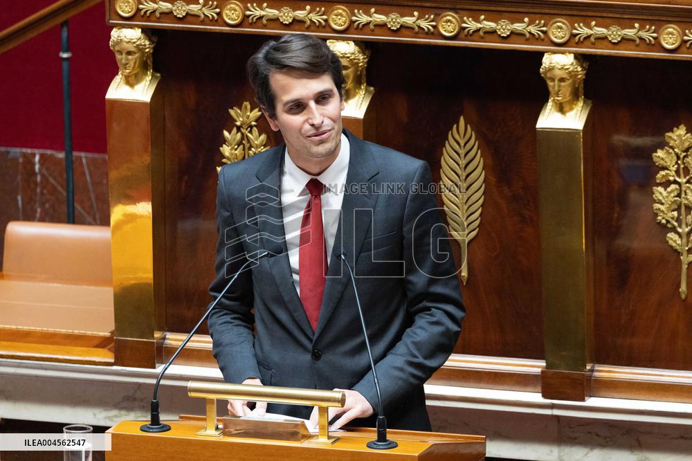 Examination of a PS motion of no confidence against the French prime minister - Paris RL