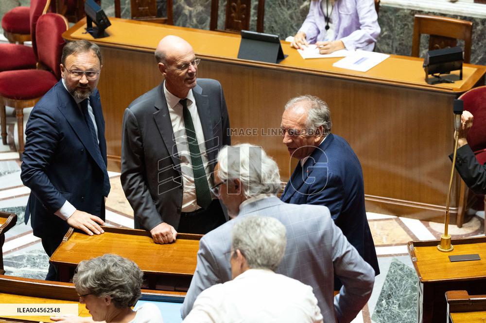 Examination of a PS motion of no confidence against the French prime minister - Paris RL