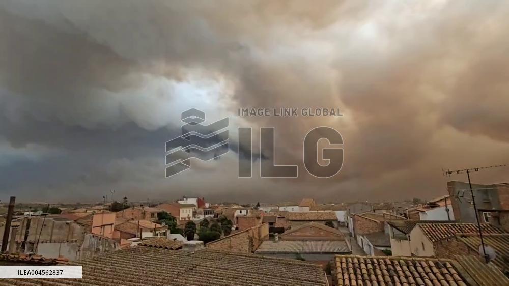 Spain: Wildfires in Lleida Force Lockdown, Claim Two Lives 2