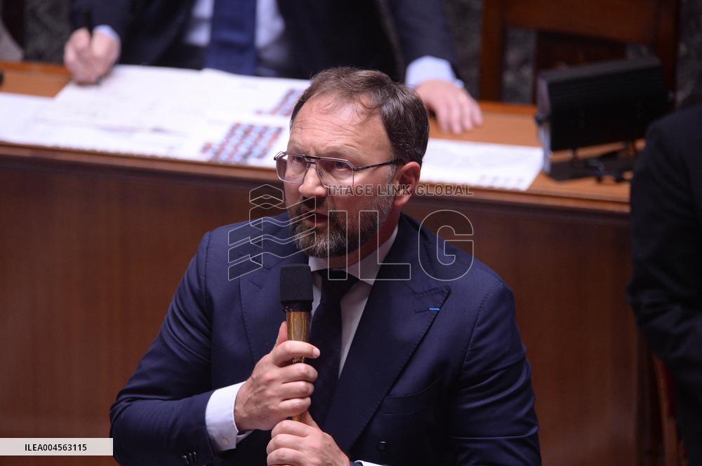 Question Session To The Government - Paris