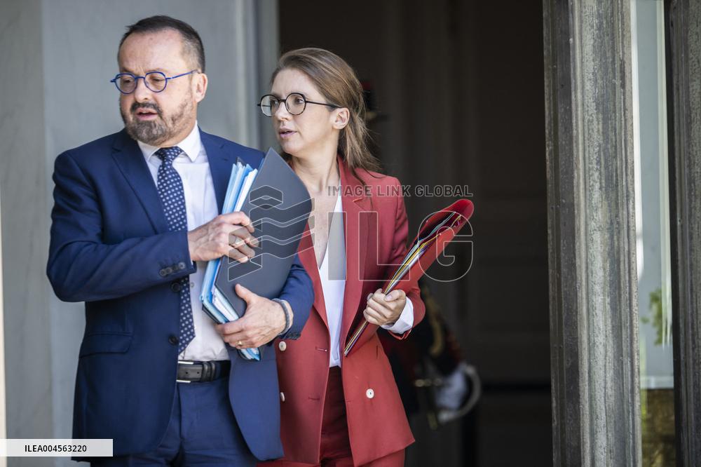 Weekly Cabinet Meeting - Paris