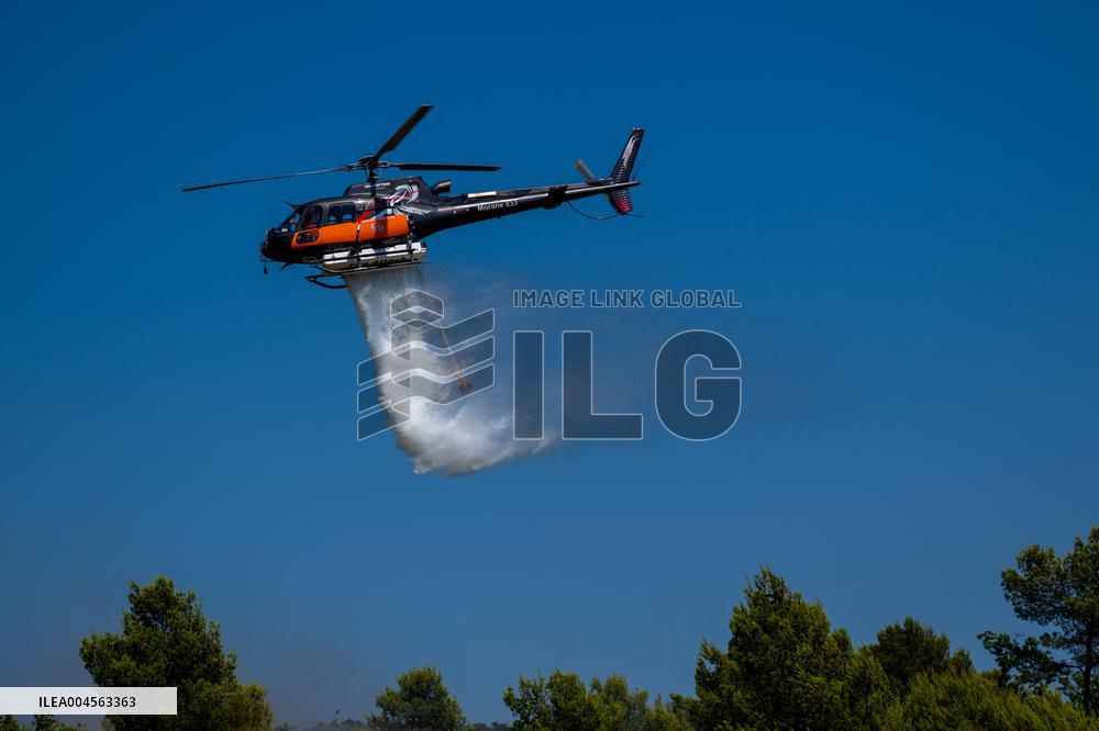 Illustration - Firefighters Response to Fires in Var - France