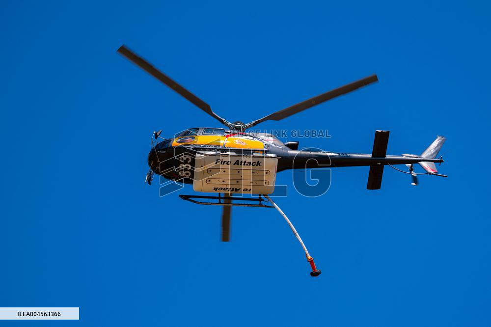 Illustration - Firefighters Response to Fires in Var - France