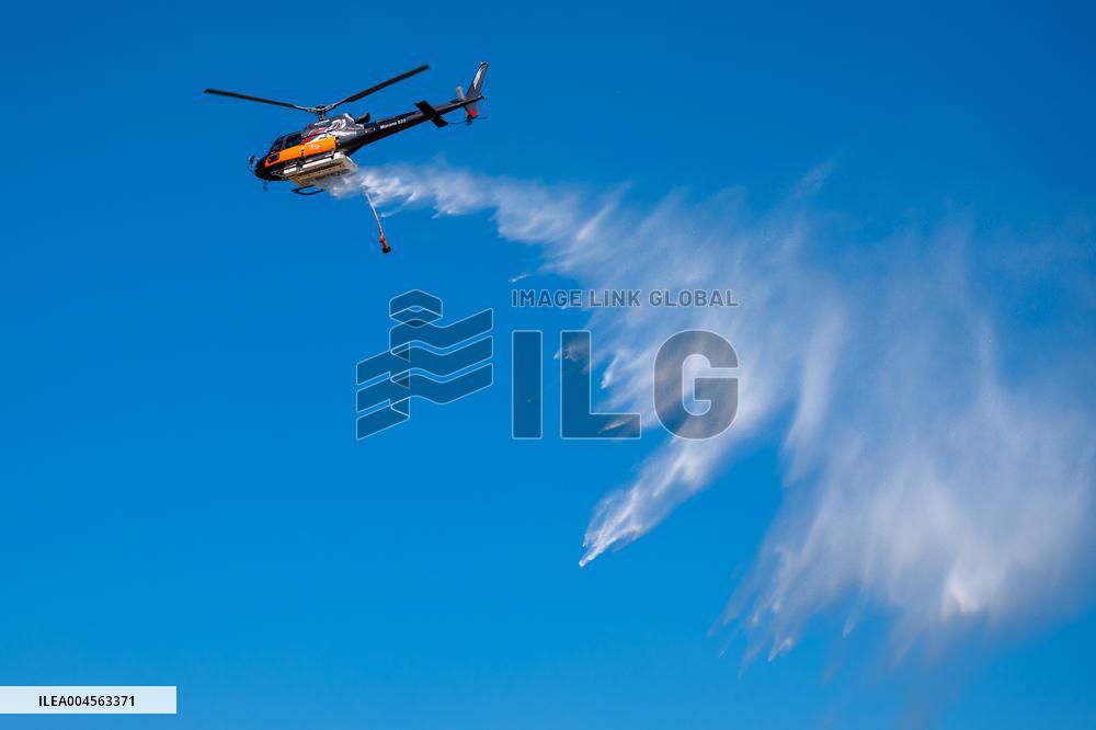 Illustration - Firefighters Response to Fires in Var - France