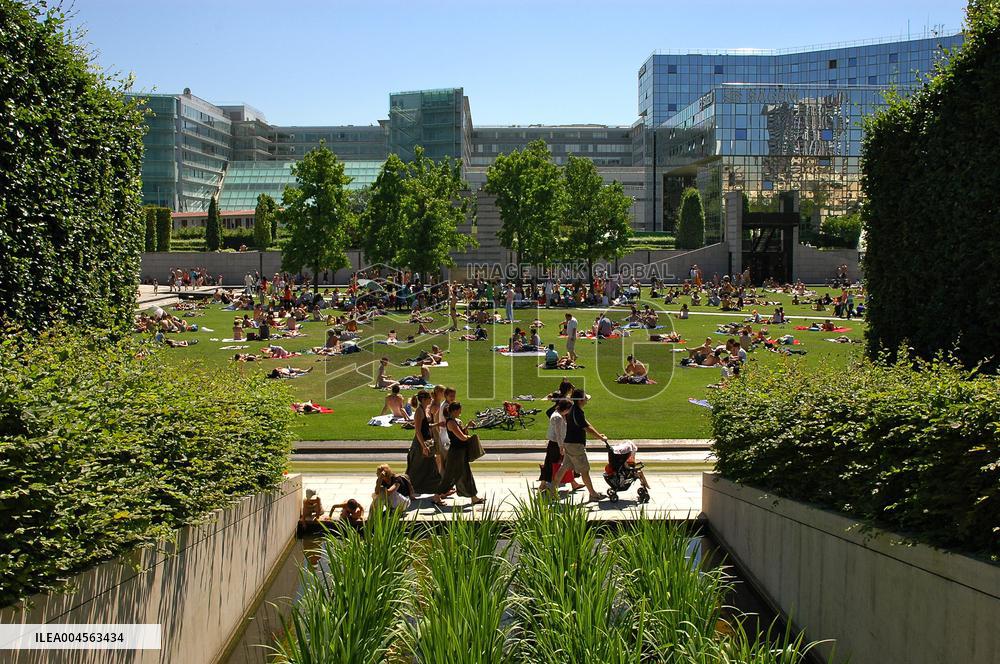 Illustration - Heatwave - Paris