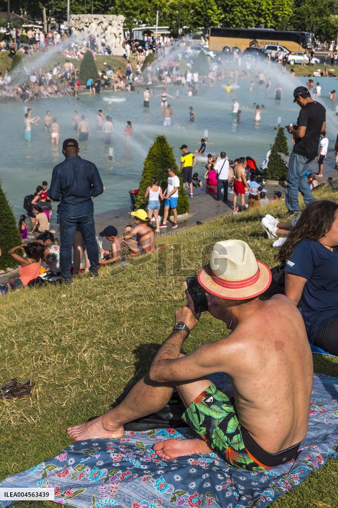 Illustration - Heatwave - Paris