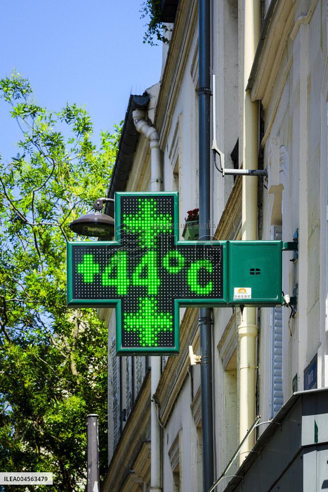 Illustration - Heatwave - Paris