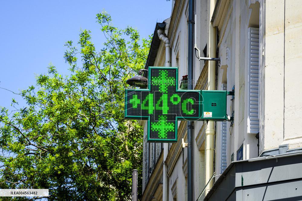 Illustration - Heatwave - Paris