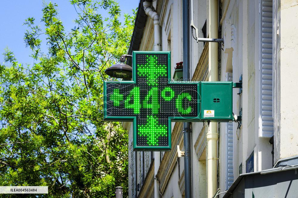 Illustration - Heatwave - Paris