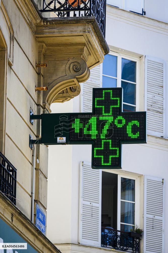 Illustration - Heatwave - Paris