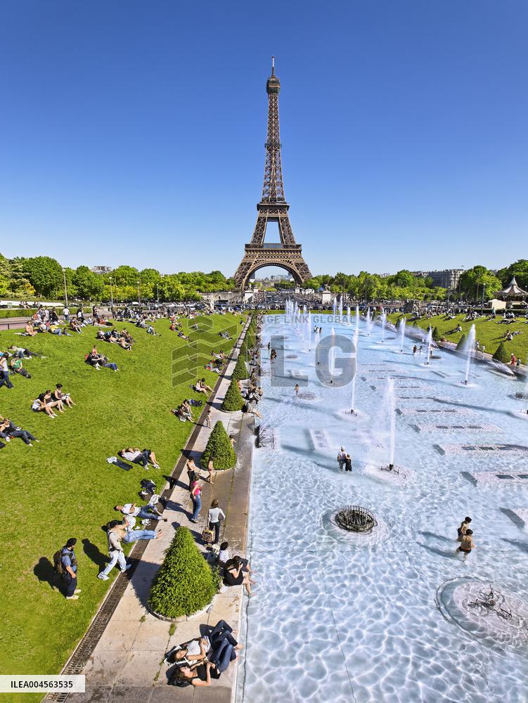 Illustration - Heatwave - Paris