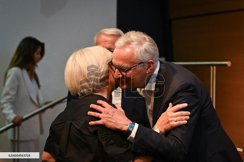 Signing of the Charter of Commitment by Companies Mobilised for Child Protection in Paris FA