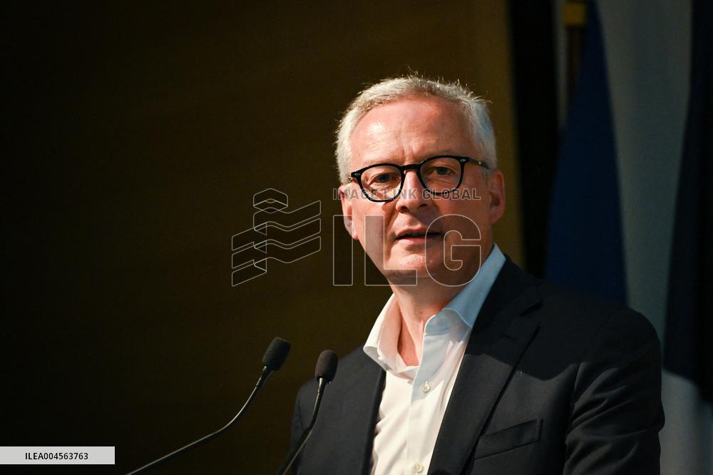 Signing of the Charter of Commitment by Companies Mobilised for Child Protection in Paris FA