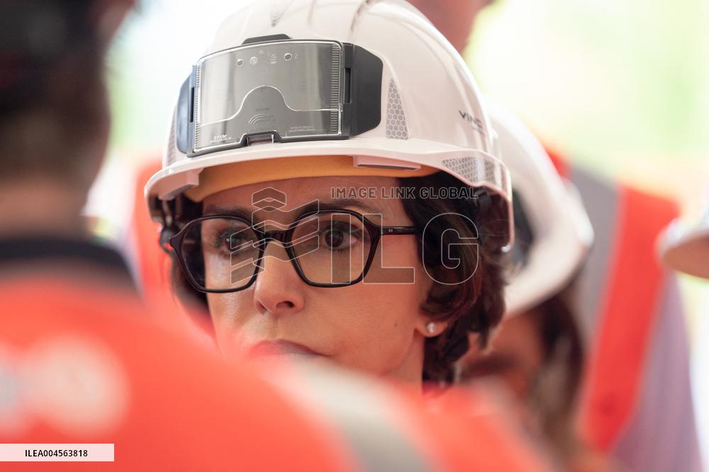 Rachida Dati visit the site of the Centre Pompidou Francilien - Massy AJ
