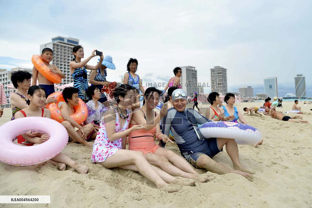CORRECTED: New beachside resort in N. Korea