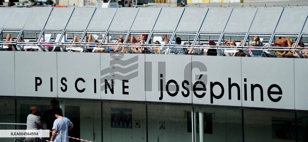 Illustrations of the Heatwave - Paris