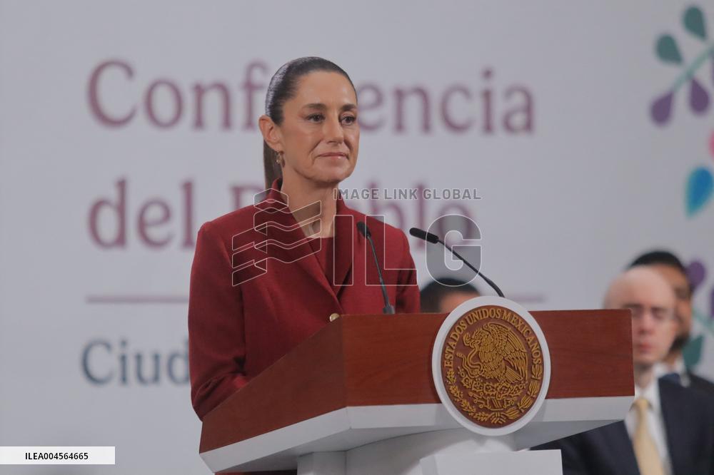 Mexican President Claudia Sheinbaum Holds Briefing Conference - Mexico