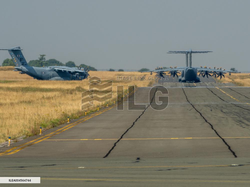 Air Force Preview for July 14th Parade Over Champs-Élysées - Orleans