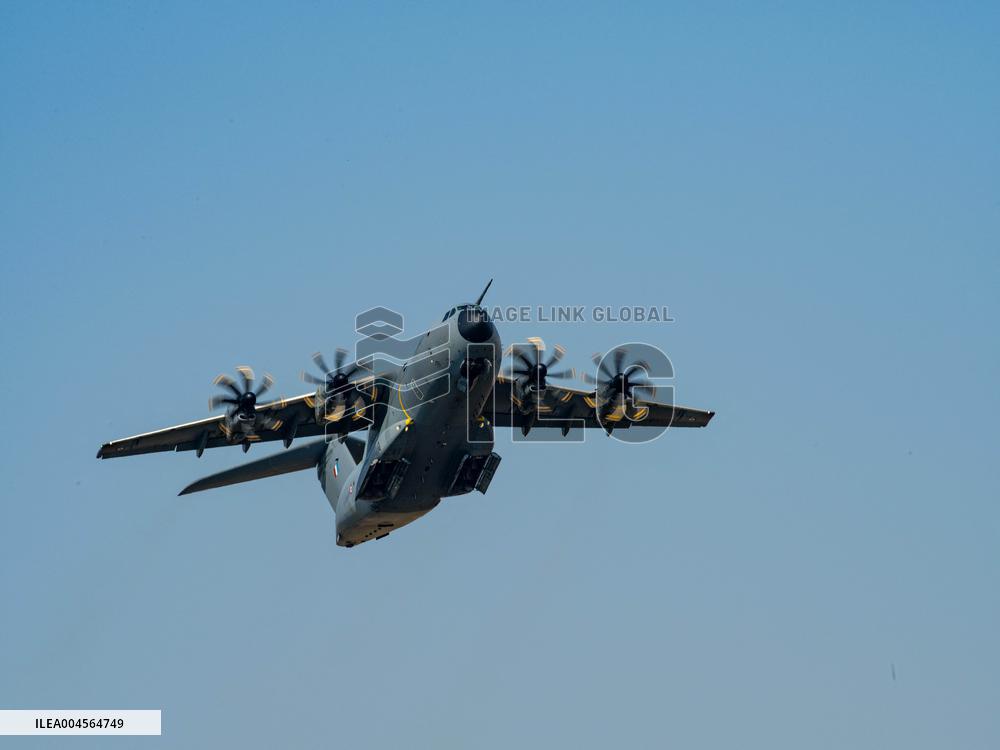 Air Force Preview for July 14th Parade Over Champs-Élysées - Orleans