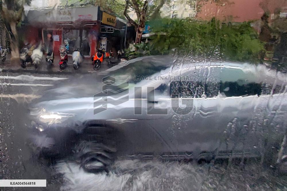 Rainstorm Yellow Alert in Chengdu