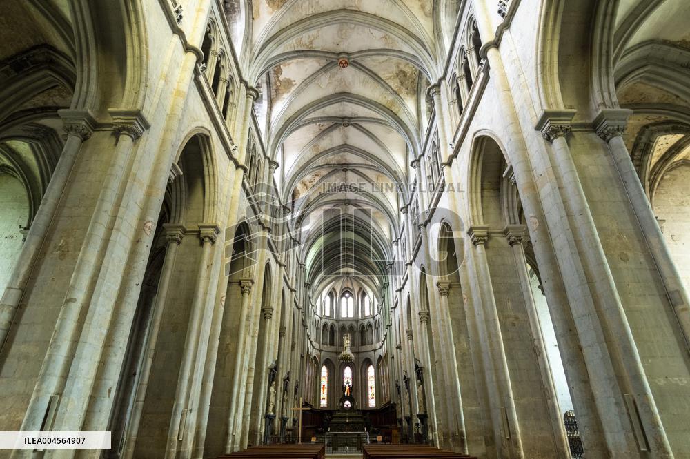 Saint-Antoine-l'Abbaye Elected French Favourite Town 2025
