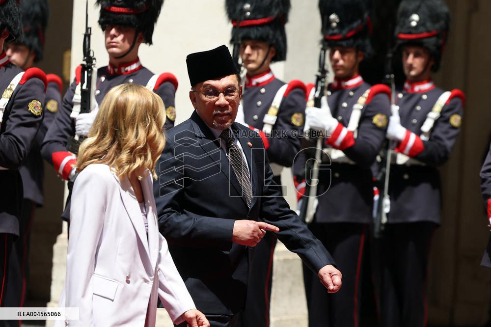 Meloni and Anwar Bin Ibrahim Meet in Rome - Italy