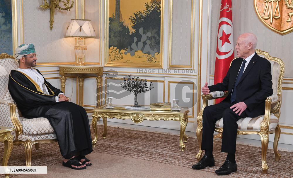 Tunisian President Meets Omani FM - Tunis