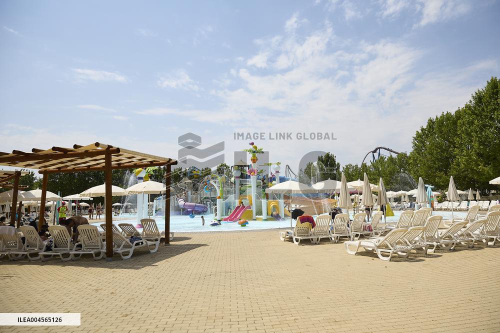 Summer 2025 at Warner Park & Beach - Madrid