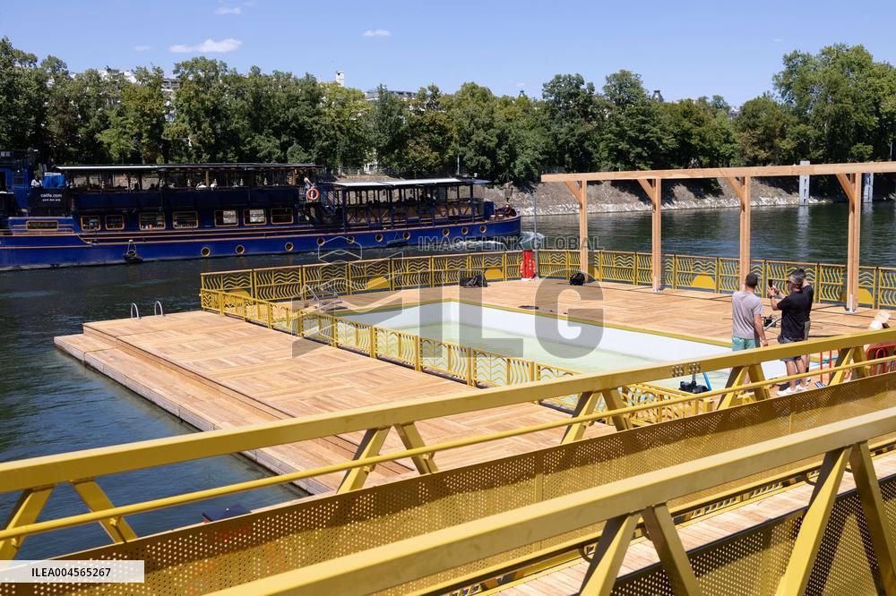 Construction of safe bathing area for swimming in the Seine - Paris RL