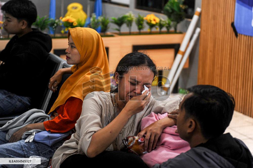 Six Dead, Dozens Missing After Ferry Sinks Off Bali - Indonesia