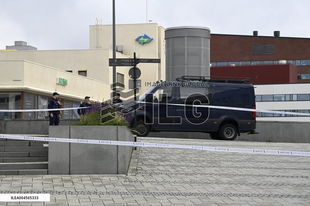 Several people stabbed in Tampere