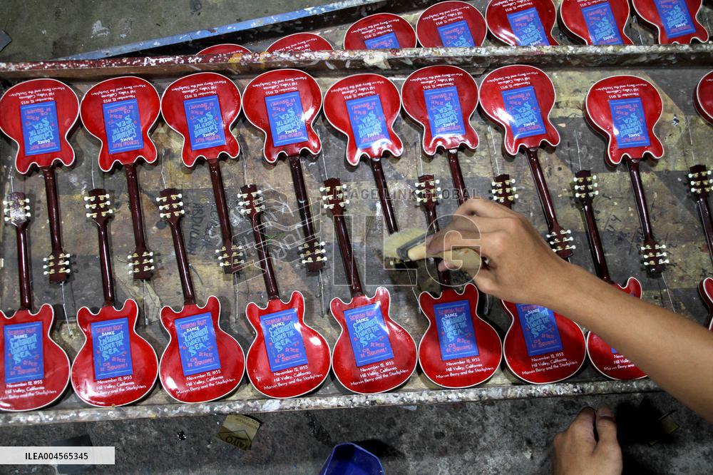 Miniature Guitars Making - Indonesia
