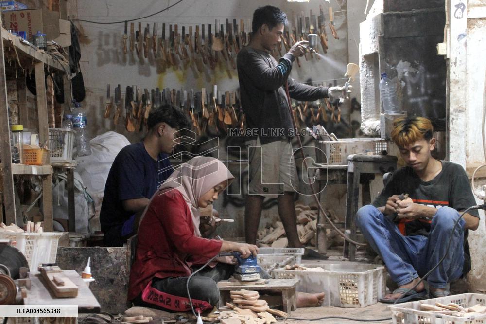 Miniature Guitars Making - Indonesia