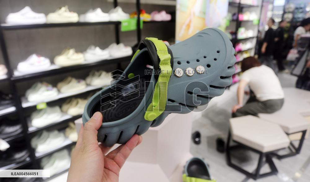 Crocs Store