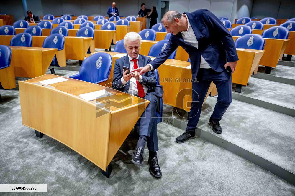 Wilders Secures Passage of Tough Asylum Laws - The Hague