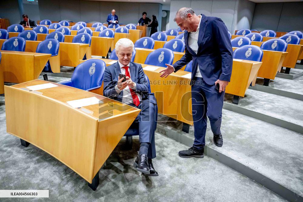 Wilders Secures Passage of Tough Asylum Laws - The Hague