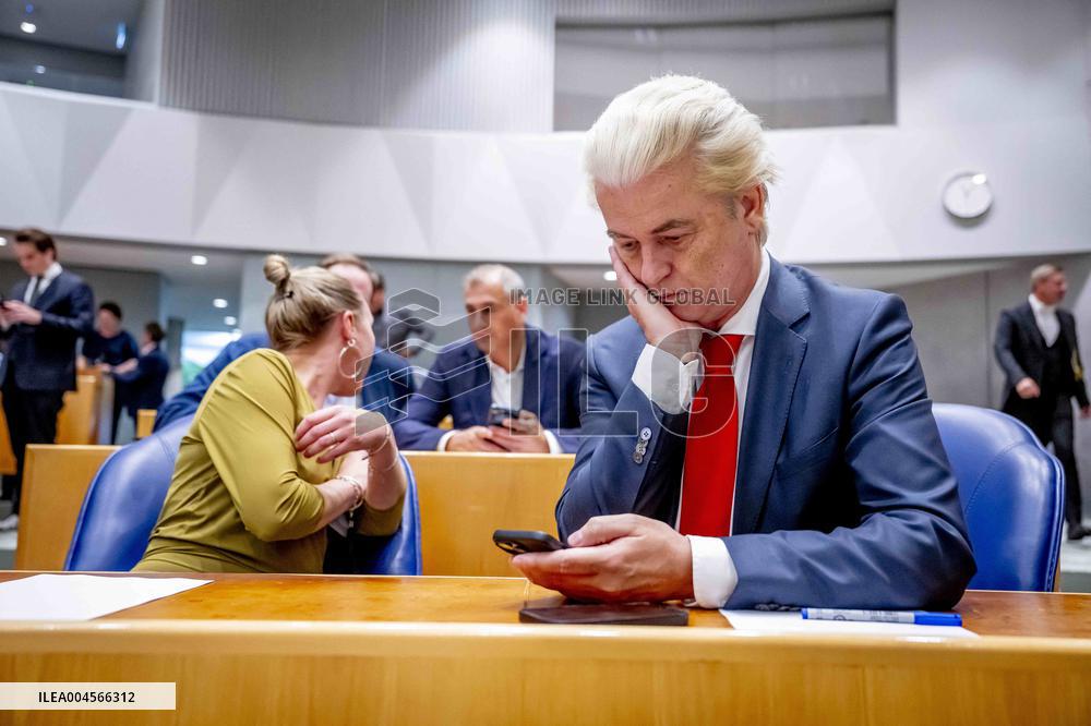 Wilders Secures Passage of Tough Asylum Laws - The Hague