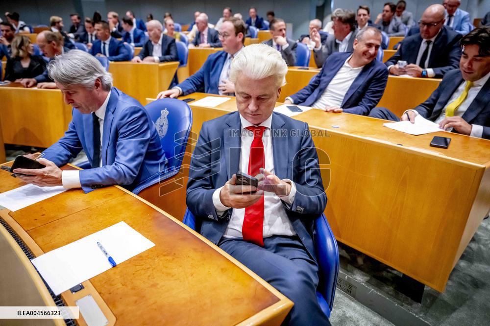 Wilders Secures Passage of Tough Asylum Laws - The Hague