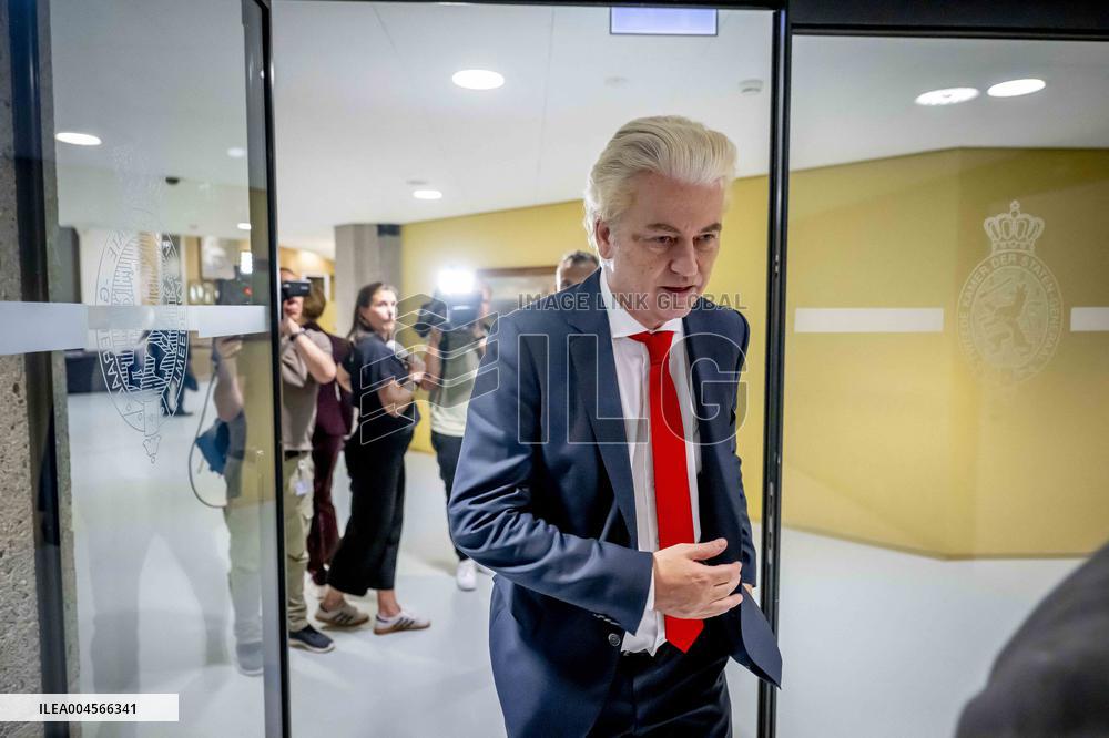 Wilders Secures Passage of Tough Asylum Laws - The Hague