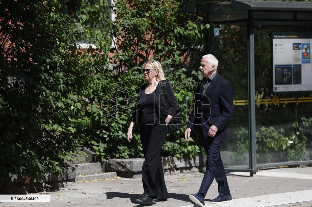 MICHAEL B. TRETOW FUNERAL