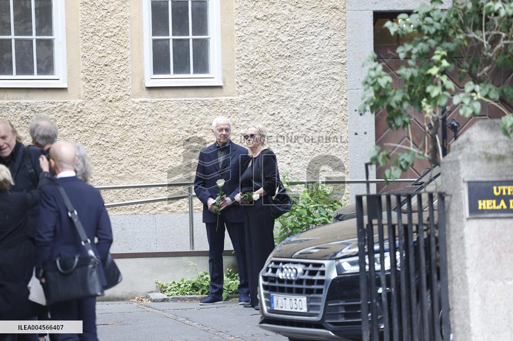 MICHAEL B. TRETOW FUNERAL