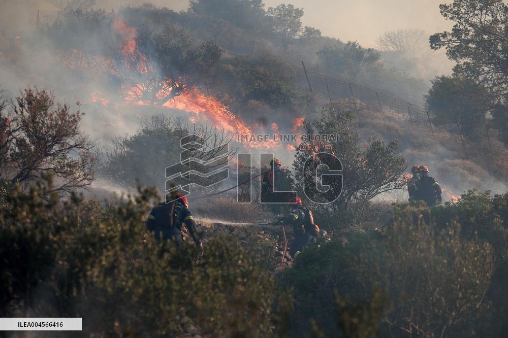 Wildfire on Greek Island of Crete Forces Evacuation of 1,500