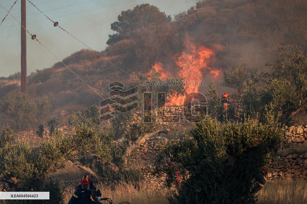 Wildfire on Greek Island of Crete Forces Evacuation of 1,500