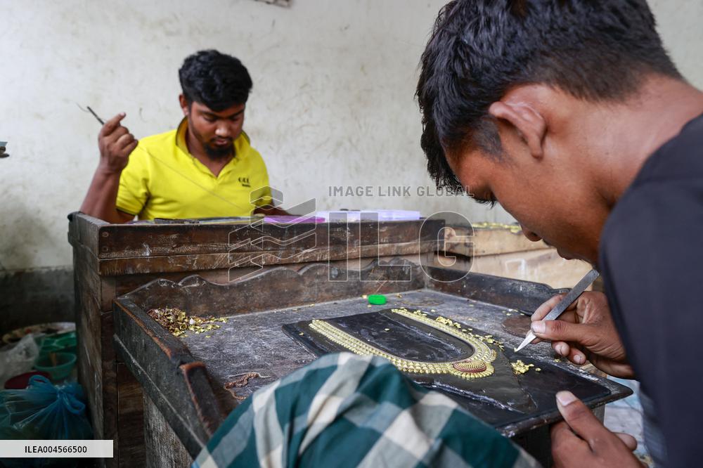 The Jewelry-Making Village - Bangladesh
