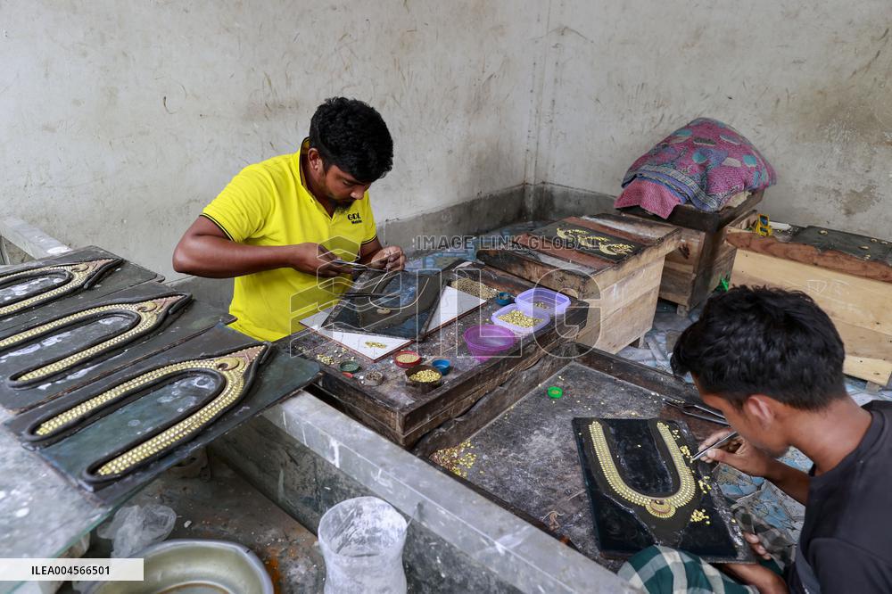 The Jewelry-Making Village - Bangladesh